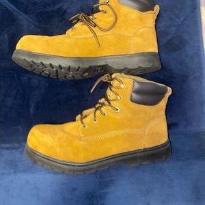 Brahma unisex Owden Boots size 13